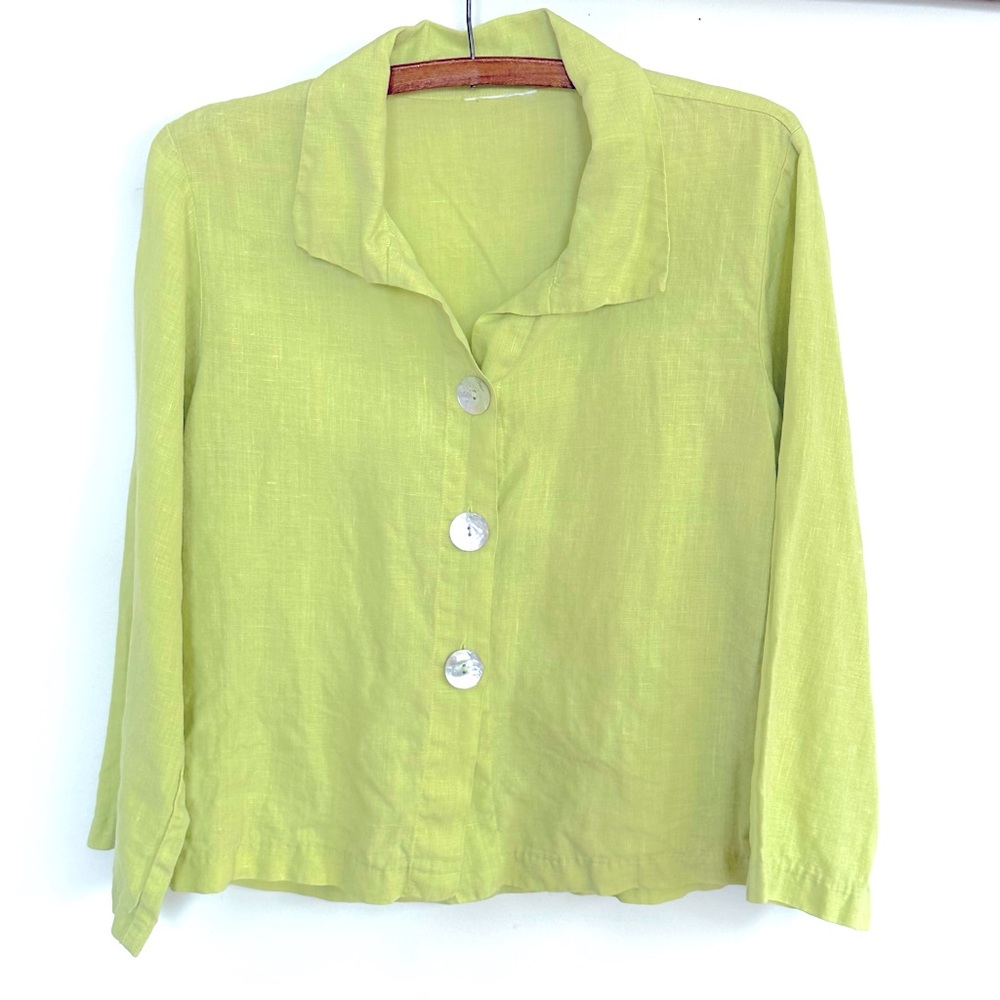 Linen blouse, abalone buttons, spring green, excellent condition.